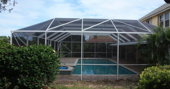 Mansard roof — Miramar